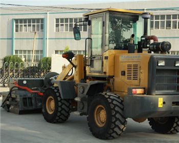 新疆無塵清掃機教你如何去除擋風玻璃起霧水汽 新疆無塵清掃機教你如何去除擋風玻璃起霧水汽